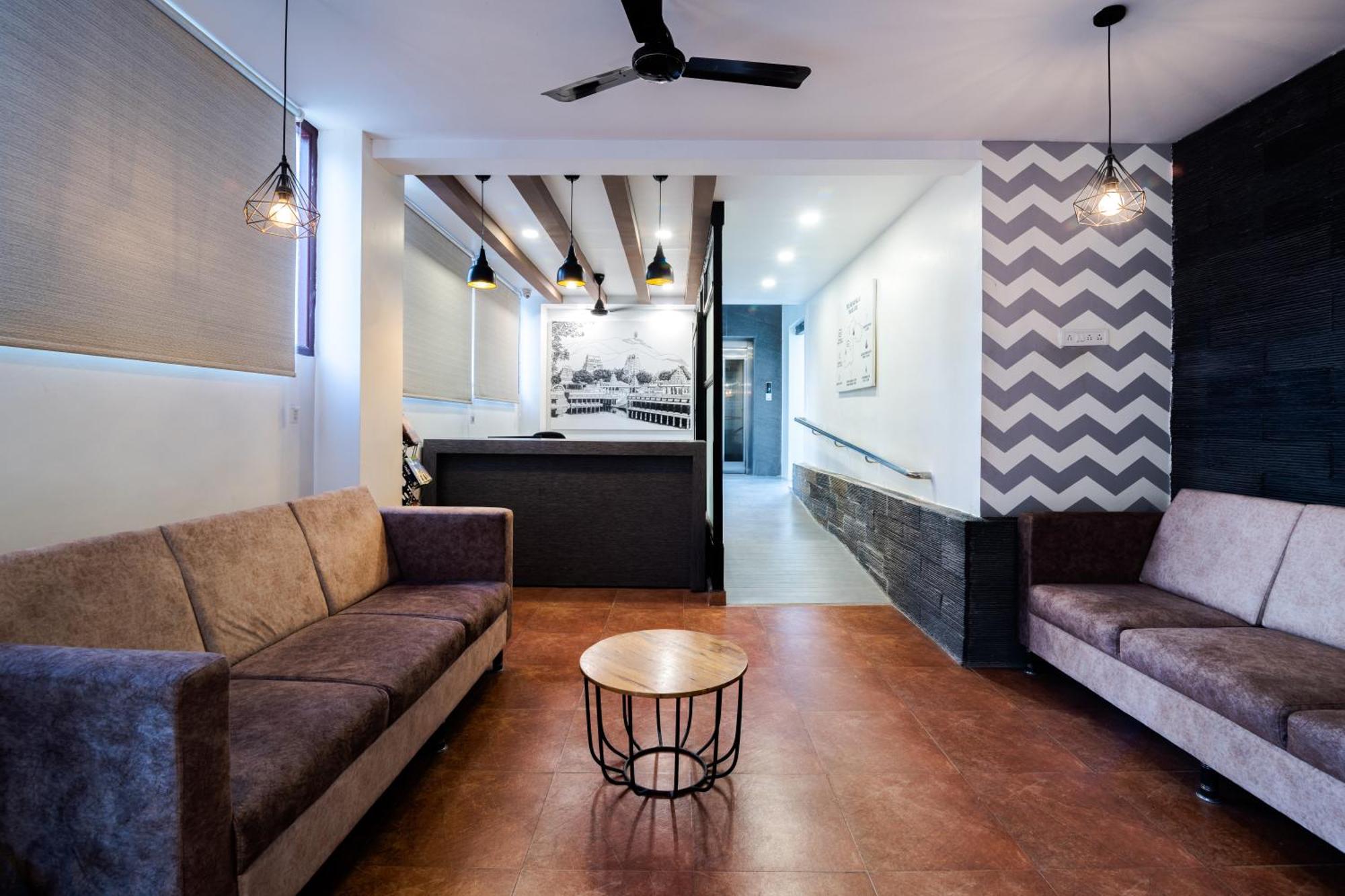 Ashreya Suites Tiruvannamalai Bagian luar foto