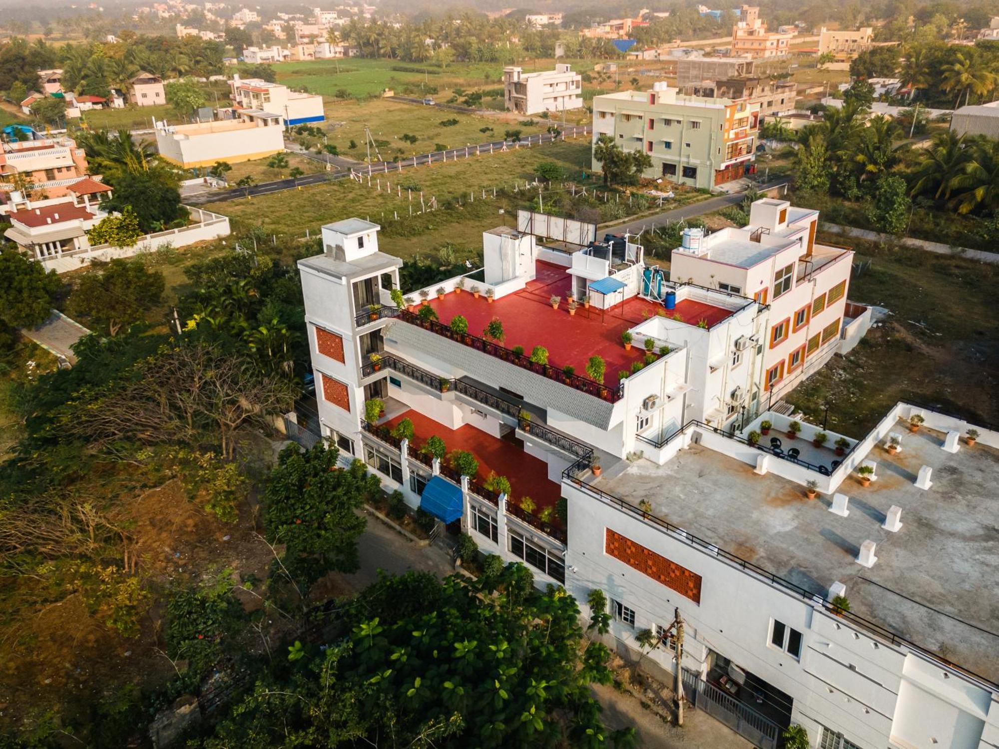 Ashreya Suites Tiruvannamalai Bagian luar foto