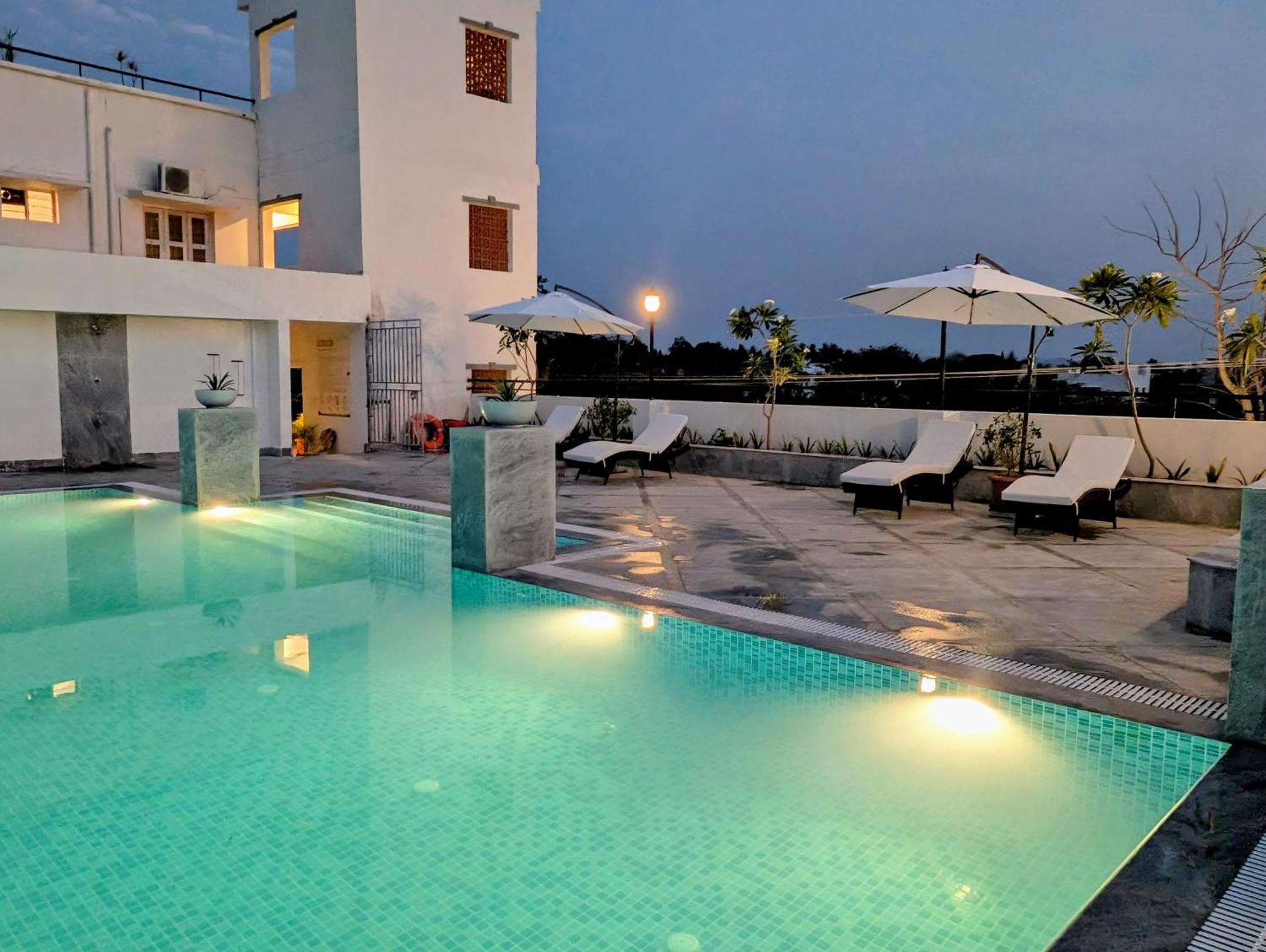 Ashreya Suites Tiruvannamalai Bagian luar foto