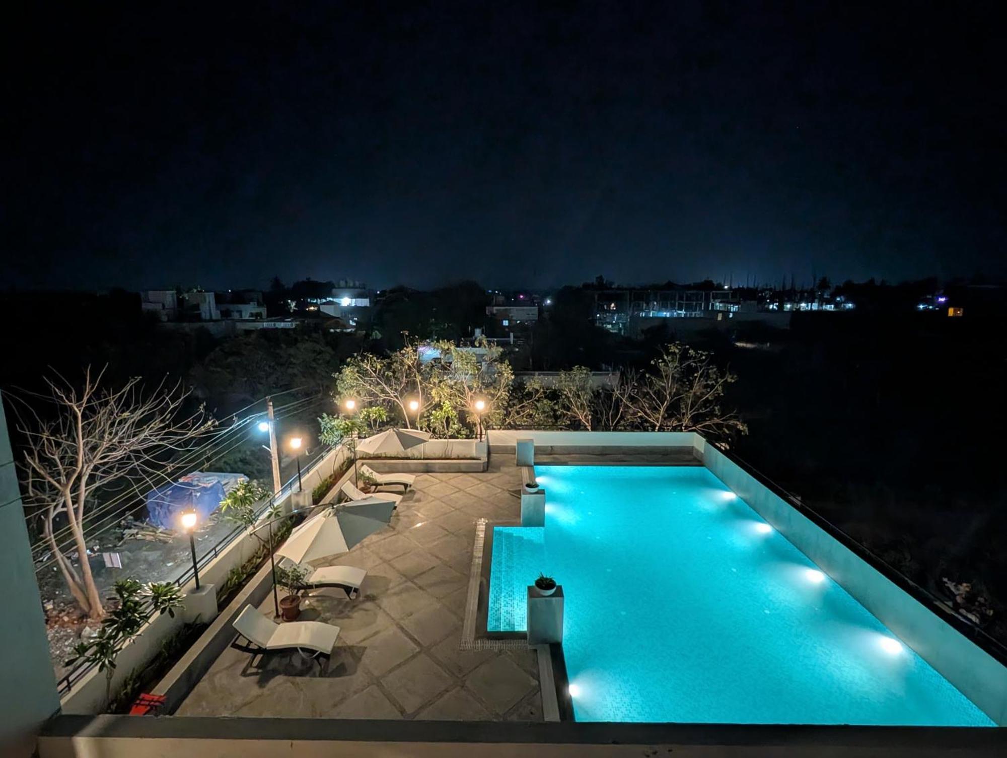 Ashreya Suites Tiruvannamalai Bagian luar foto